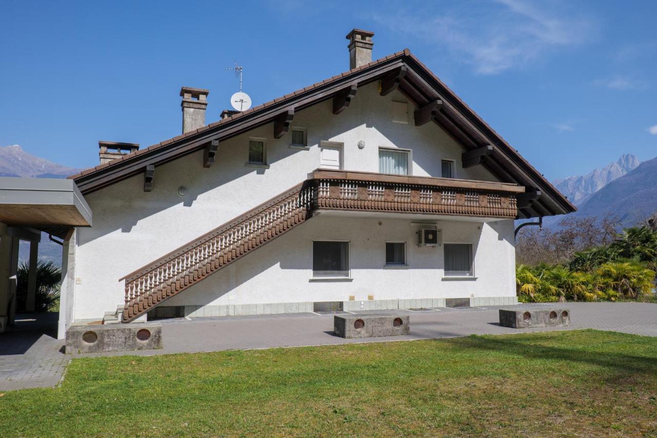 Villa Carlo Colico Eksteriør billede